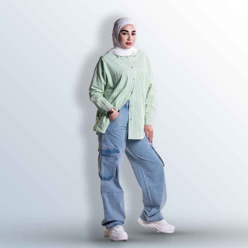 Women's short shirt