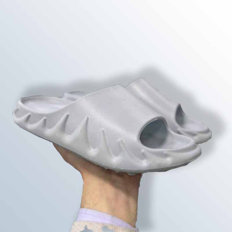 Yeezy Sliper