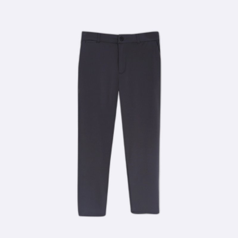 Distinctive men's trouser for formal occasions