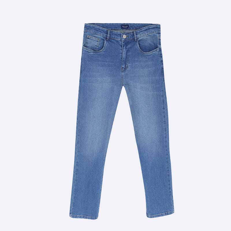 Men's straight-leg jeans