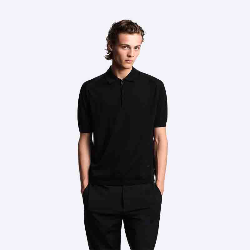 Stylish men's pullover in a luxurious lyocell blend fabric