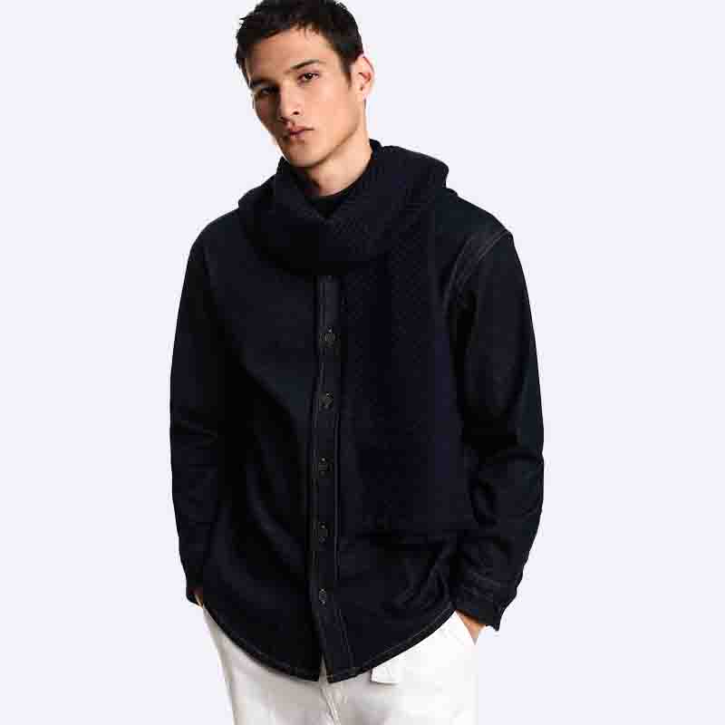 Luxury scarf made of pure wool