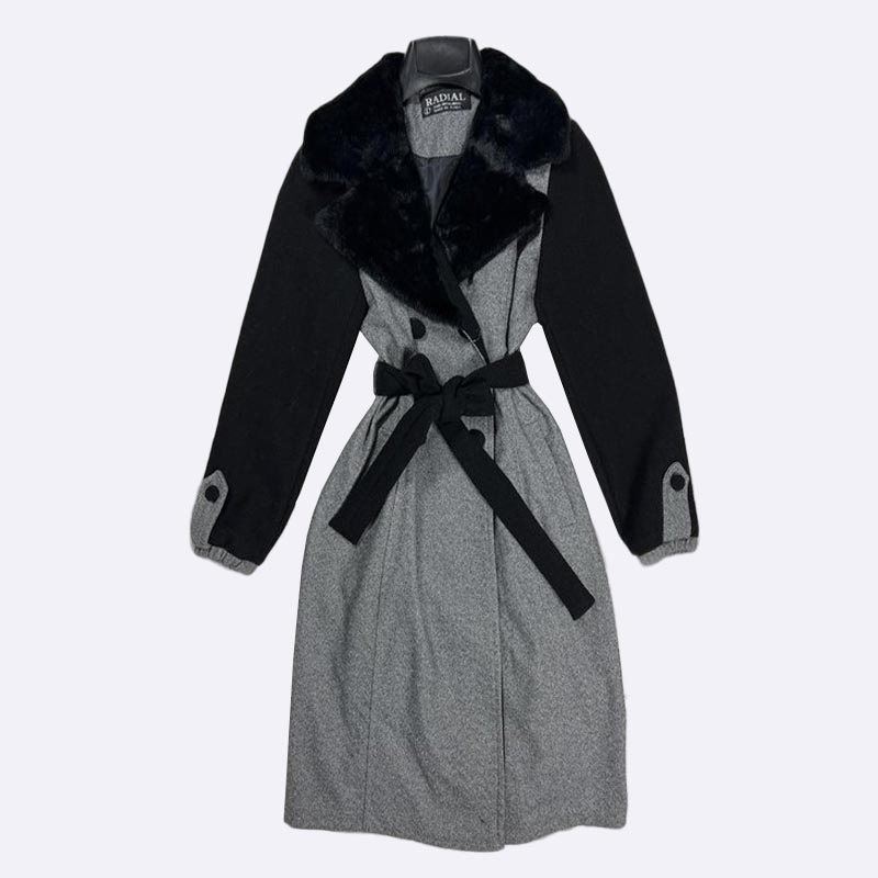 Elegant Two-Tone Belted Winter Coat with Faux Fur Collar